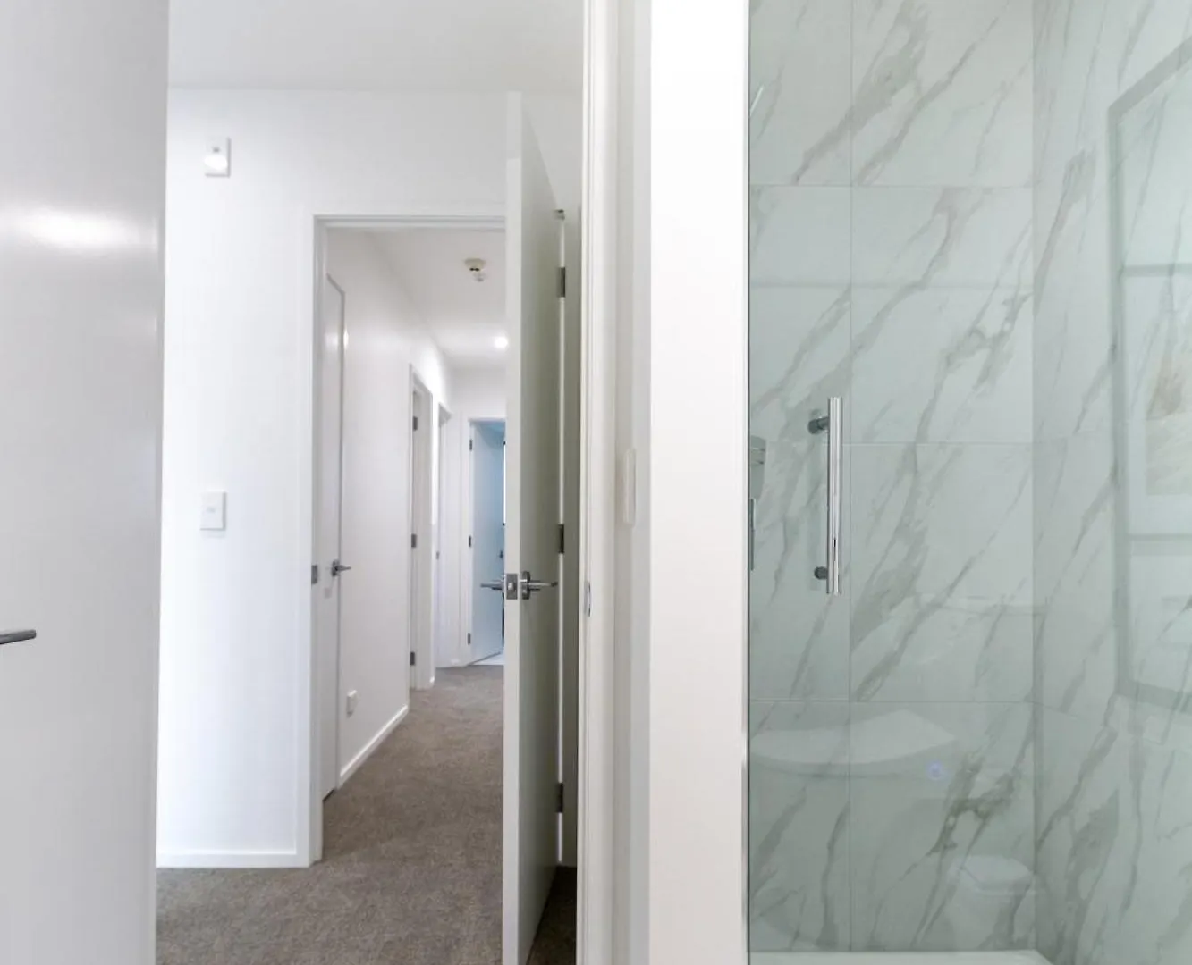Discover Elegance - New Central Haven. 3 Bedroom Christchurch Appartement